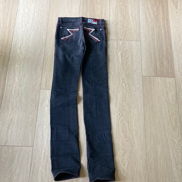 Rock and Republic Jeans - Picture 3 of 4
